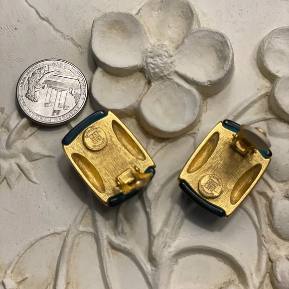 Vtg Givenchy Blue Green Lucite Gold-tone Clipons - Picture 9 of 13